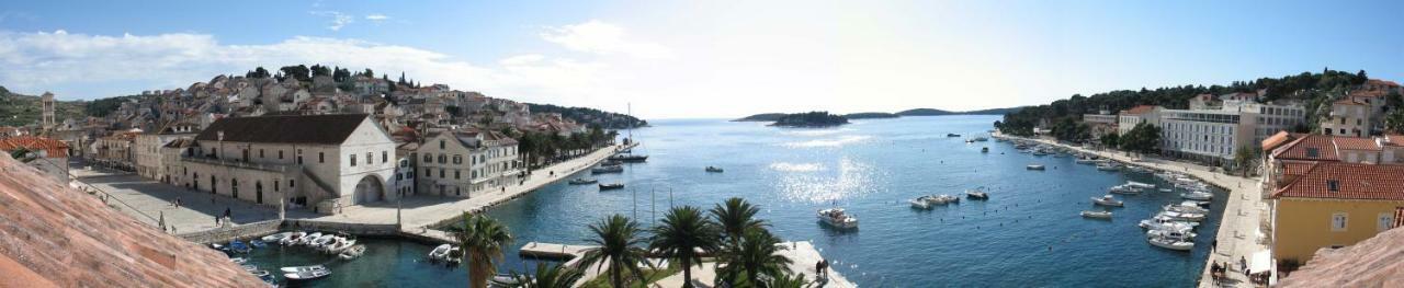 Hvar Attic Modern Design - Town Center With A Great View Hvar Town Exterior photo